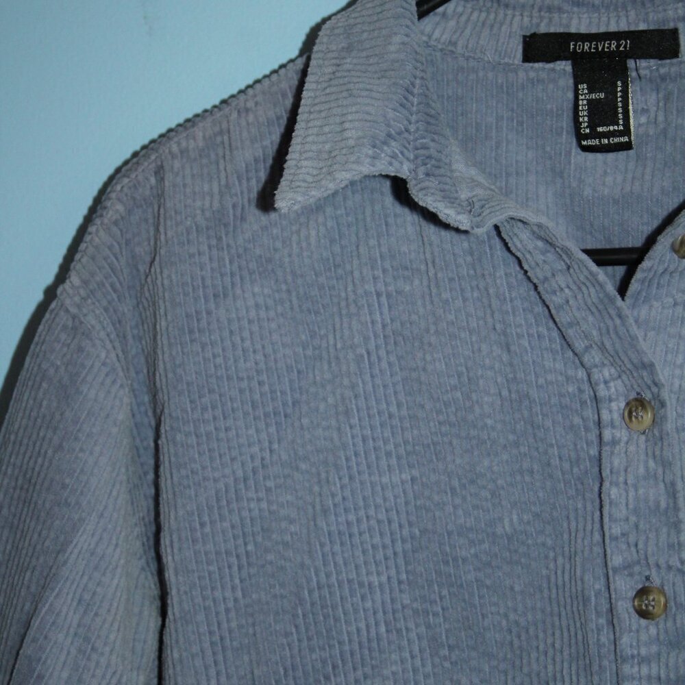 Forever 21 Cropped Blue Wide Rail Corduroy Button Up Shirt 100% Cotton Sz Small - Picture 4 of 15